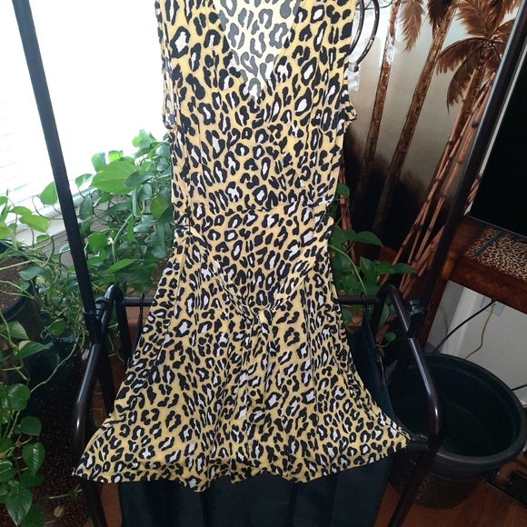 INC International Concepts: yellow leopard 🐆dress - Picture 2 of 4